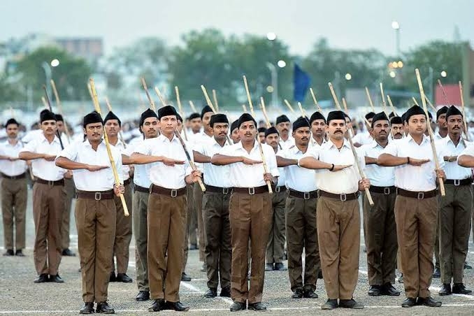 कोरोना की तीसरी लहर की संभावना को देखते हुए समाज का मनोबल बढ़ाने हेतु देश भर में लगभग 2.5 लाख स्थानों तक पहुँचेंगे कार्यकर्ता